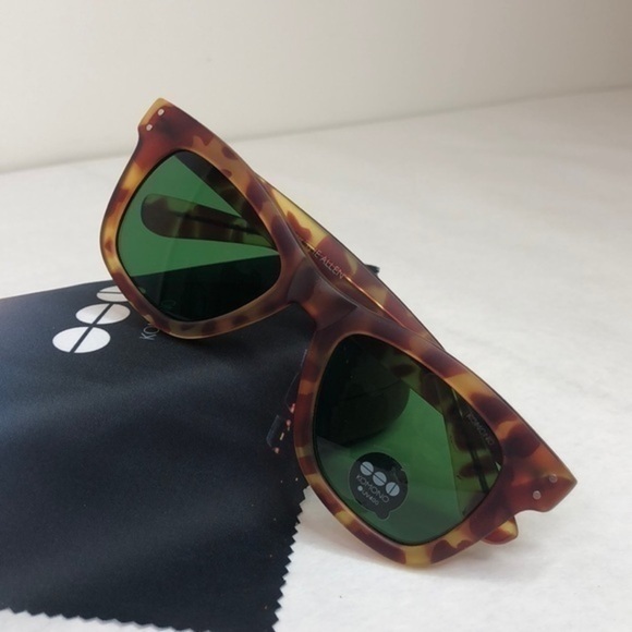 KOMONO Allen Matte Tortoise Sunglasses NEW main image 11